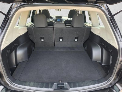 2023 Subaru Forester Premium CVT