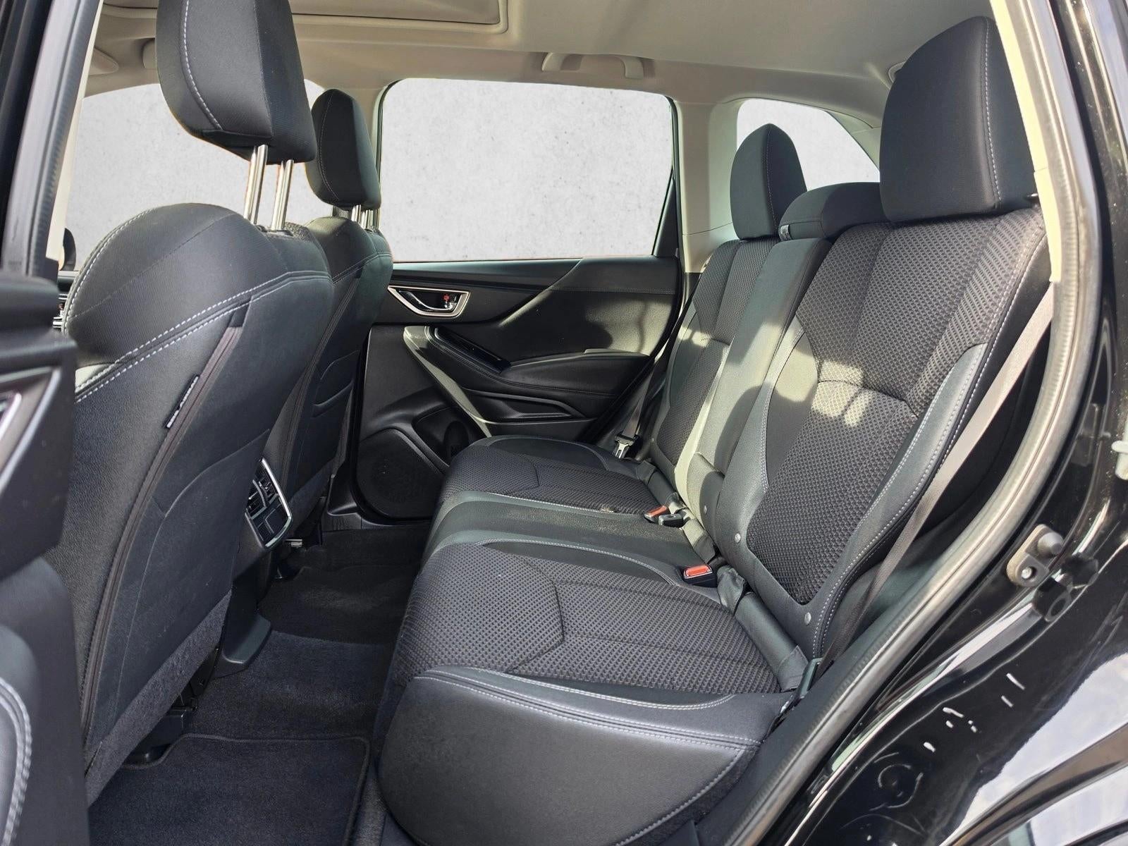 2023 Subaru Forester Premium CVT