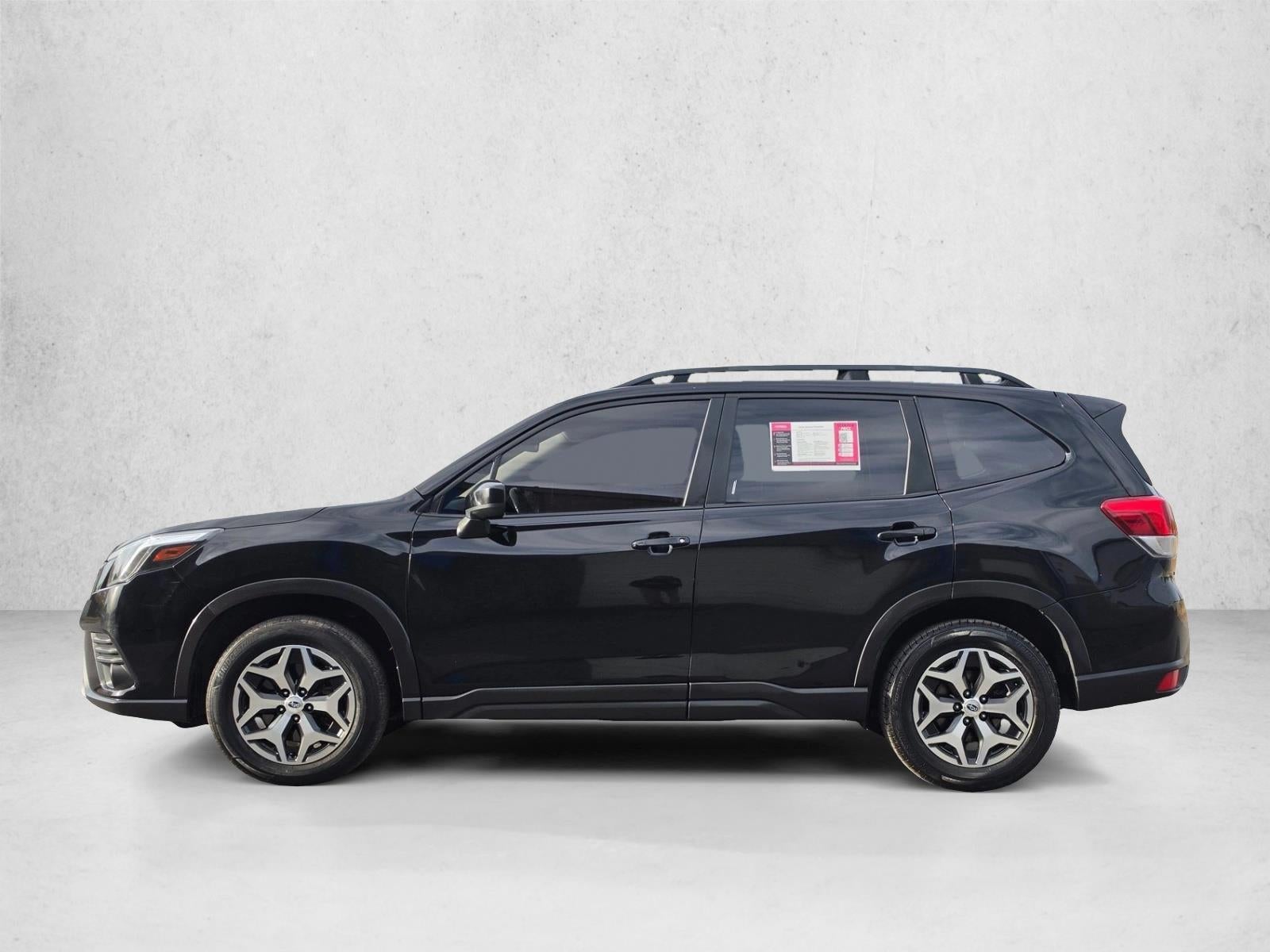 2023 Subaru Forester Premium CVT