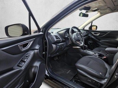 2023 Subaru Forester Premium CVT