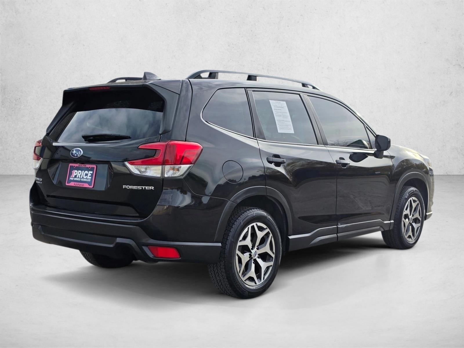 2023 Subaru Forester Premium CVT