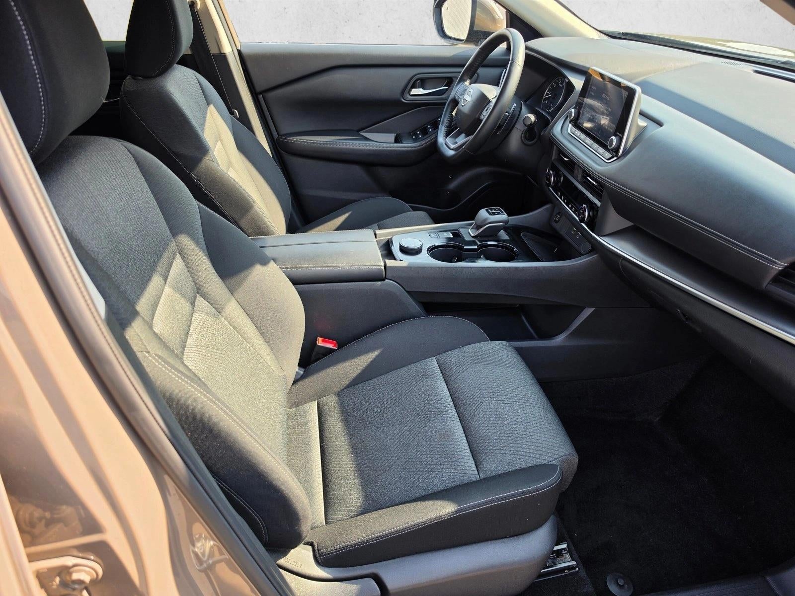 2025 Nissan Rogue AWD SV