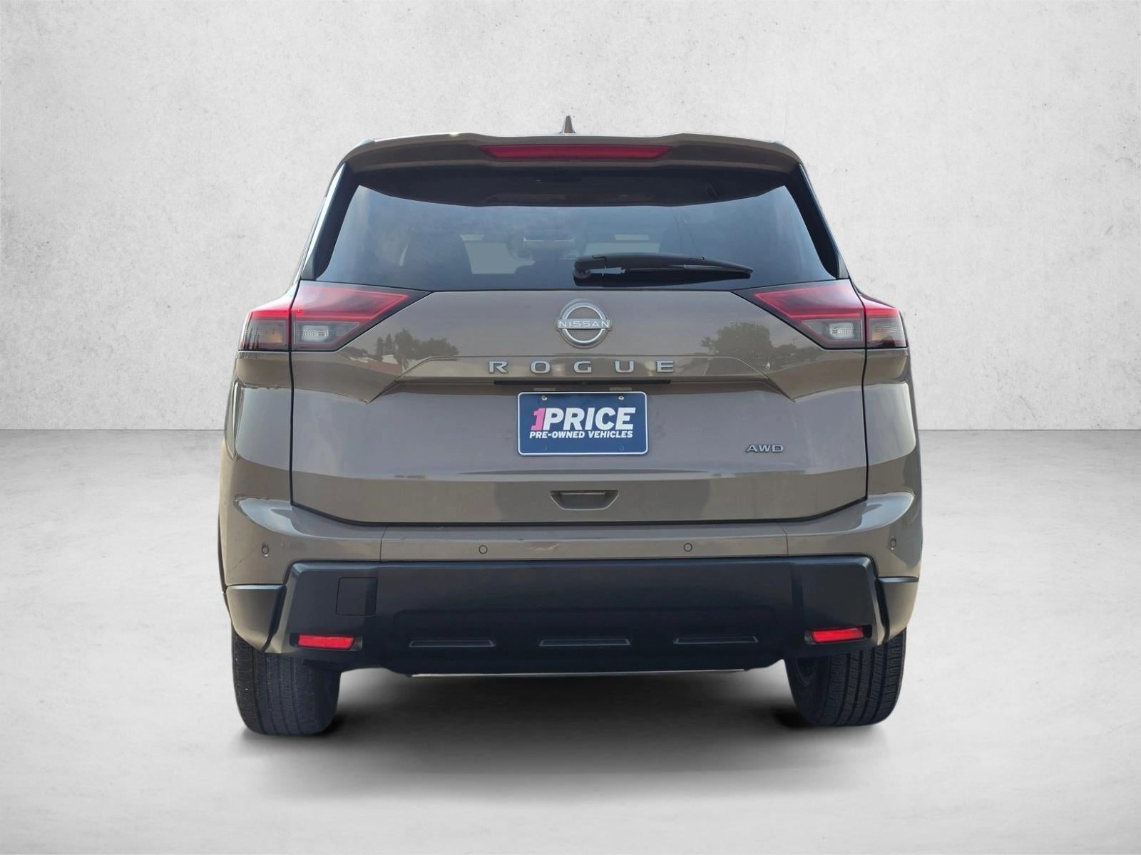2025 Nissan Rogue AWD SV