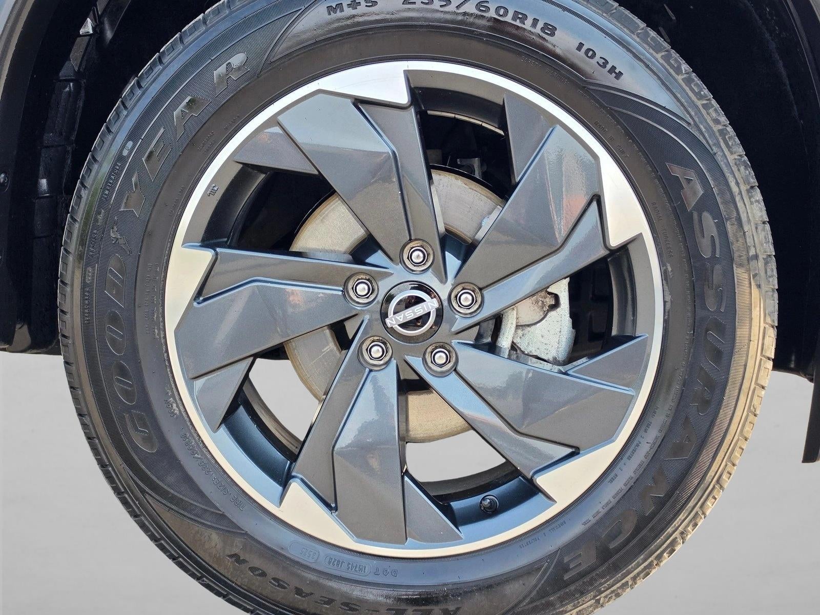 2025 Nissan Rogue AWD SV