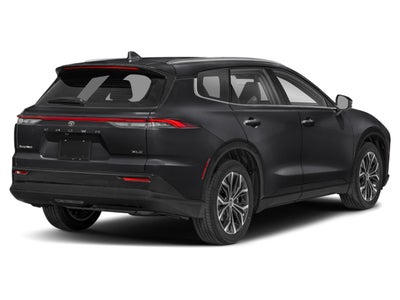 2025 Toyota Crown Signia XLE AWD (Natl)