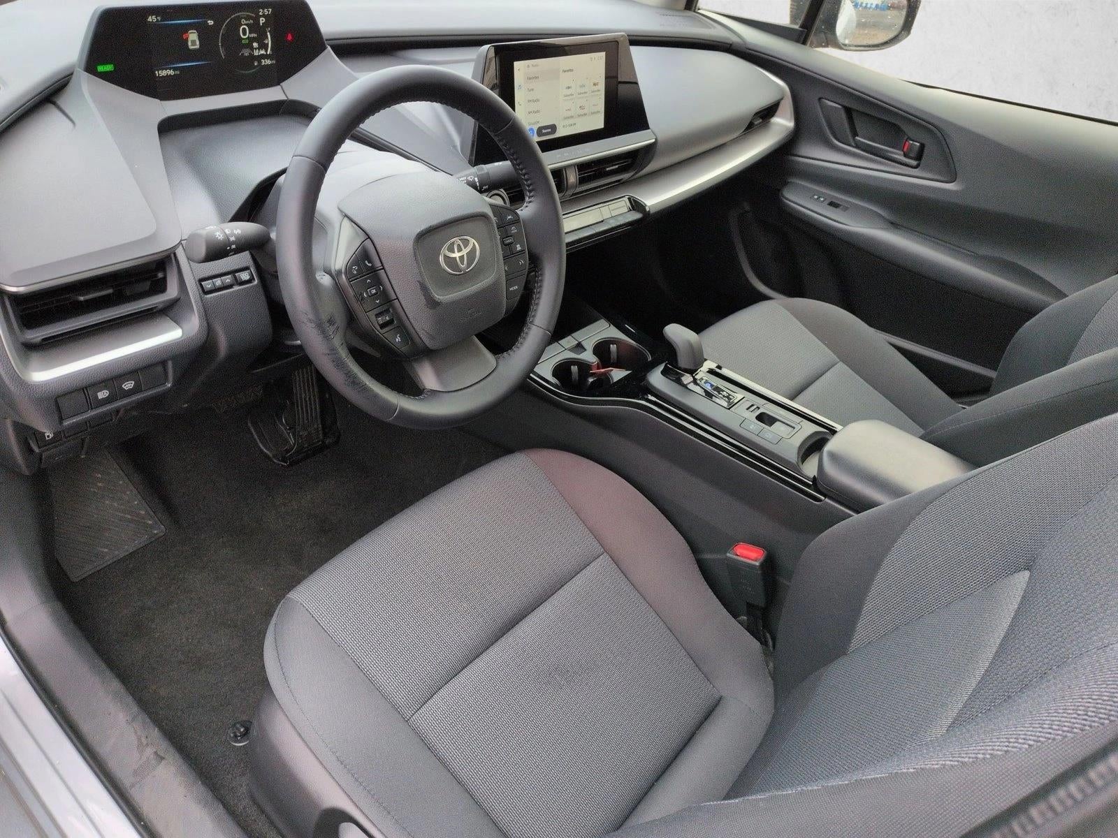 2025 Toyota Prius LE (Natl)