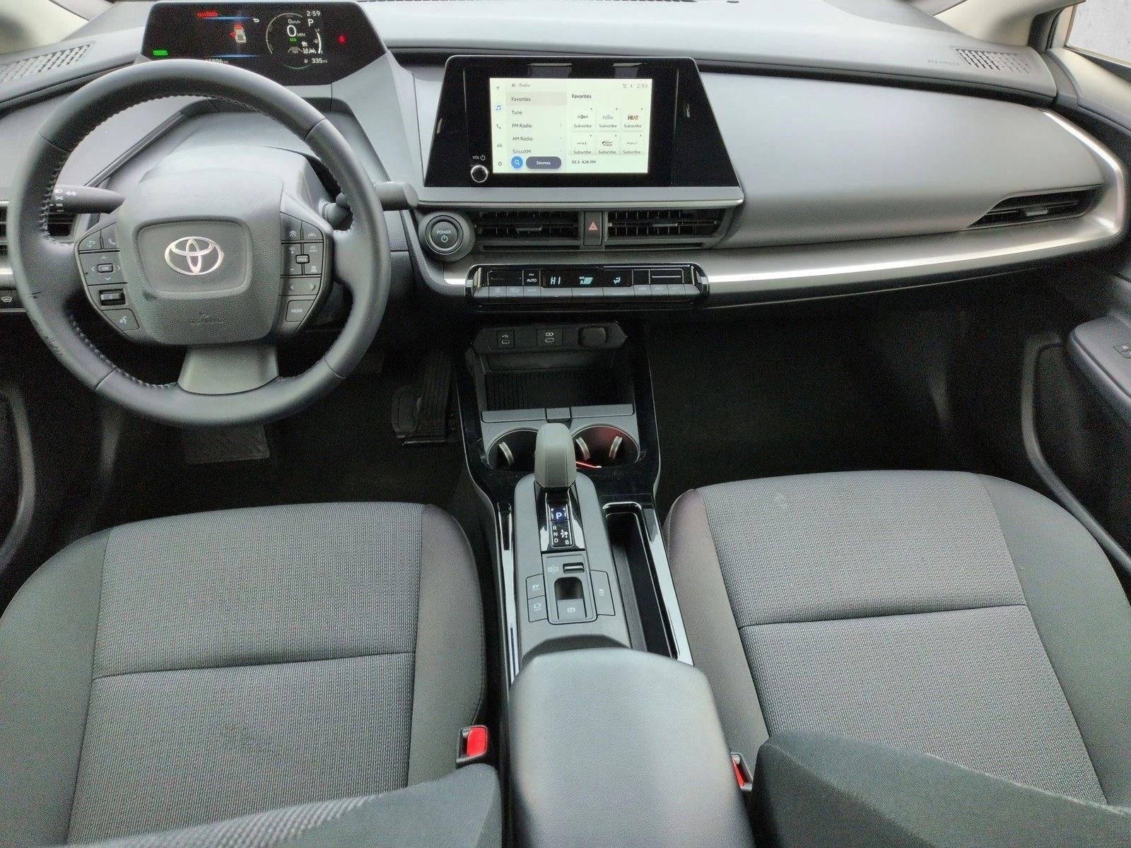 2025 Toyota Prius LE (Natl)