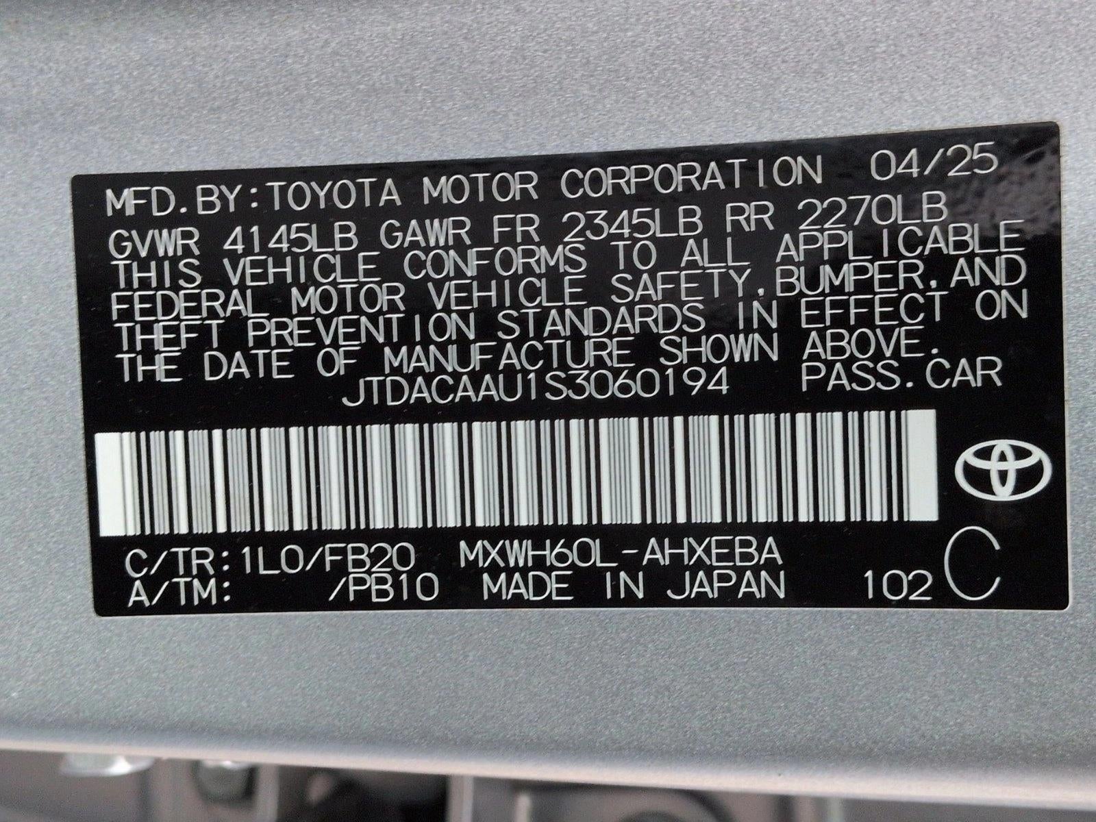 2025 Toyota Prius LE (Natl)