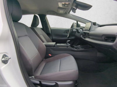2025 Toyota Prius LE AWD (Natl)
