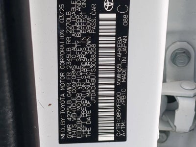 2025 Toyota Prius LE AWD (Natl)