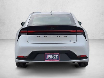 2025 Toyota Prius LE AWD (Natl)