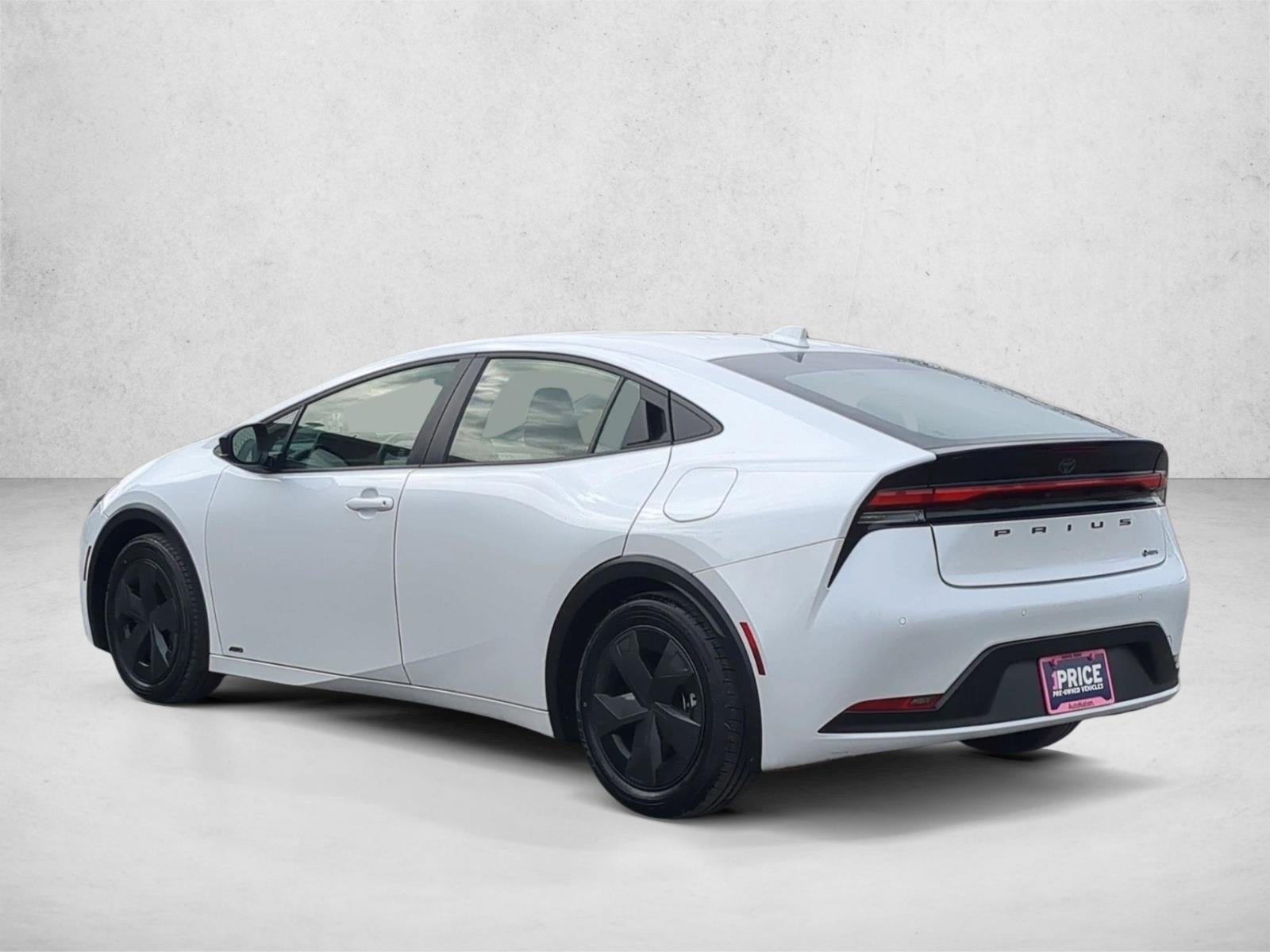 2025 Toyota Prius LE AWD (Natl)