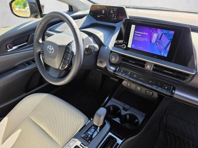 2026 Toyota Prius XLE AWD (Natl)
