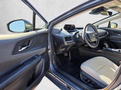 2026 Toyota Prius XLE AWD (Natl)