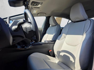 2026 Toyota Prius XLE AWD (Natl)