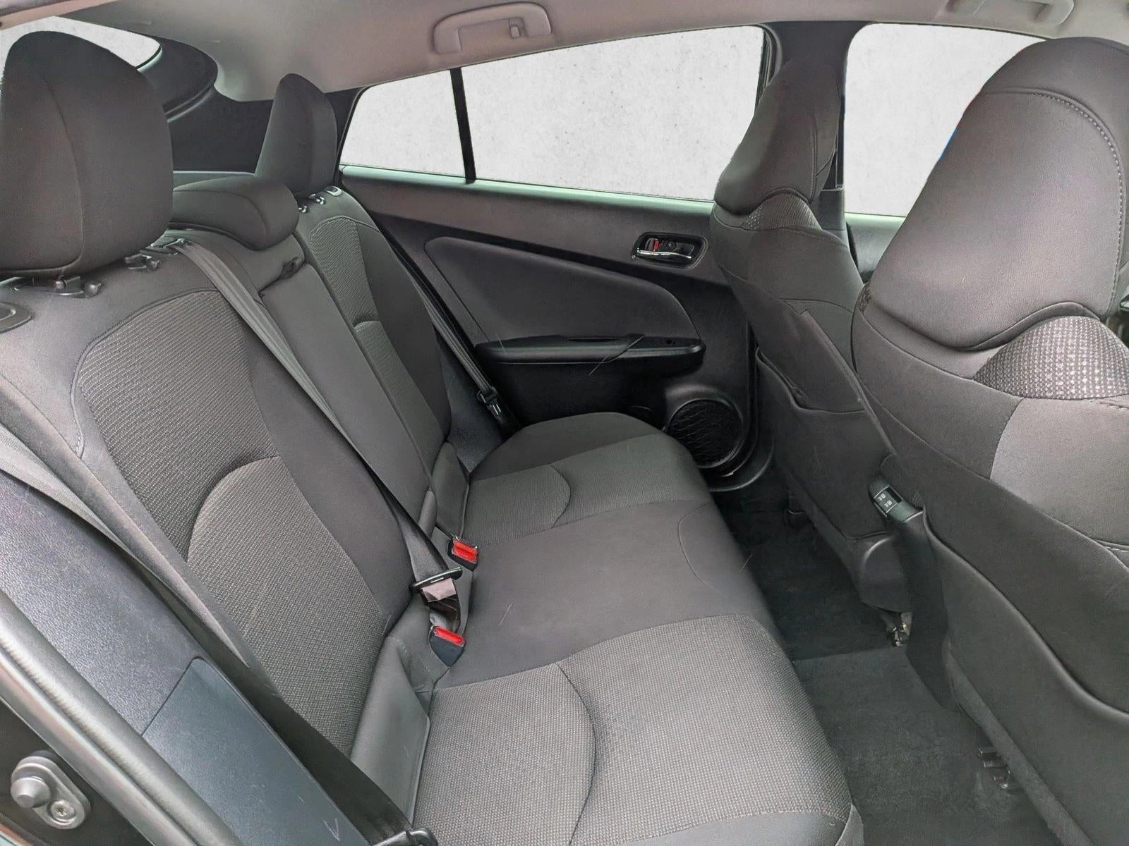 2022 Toyota Prius LE (Natl)