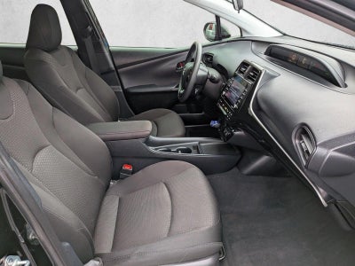 2022 Toyota Prius LE (Natl)