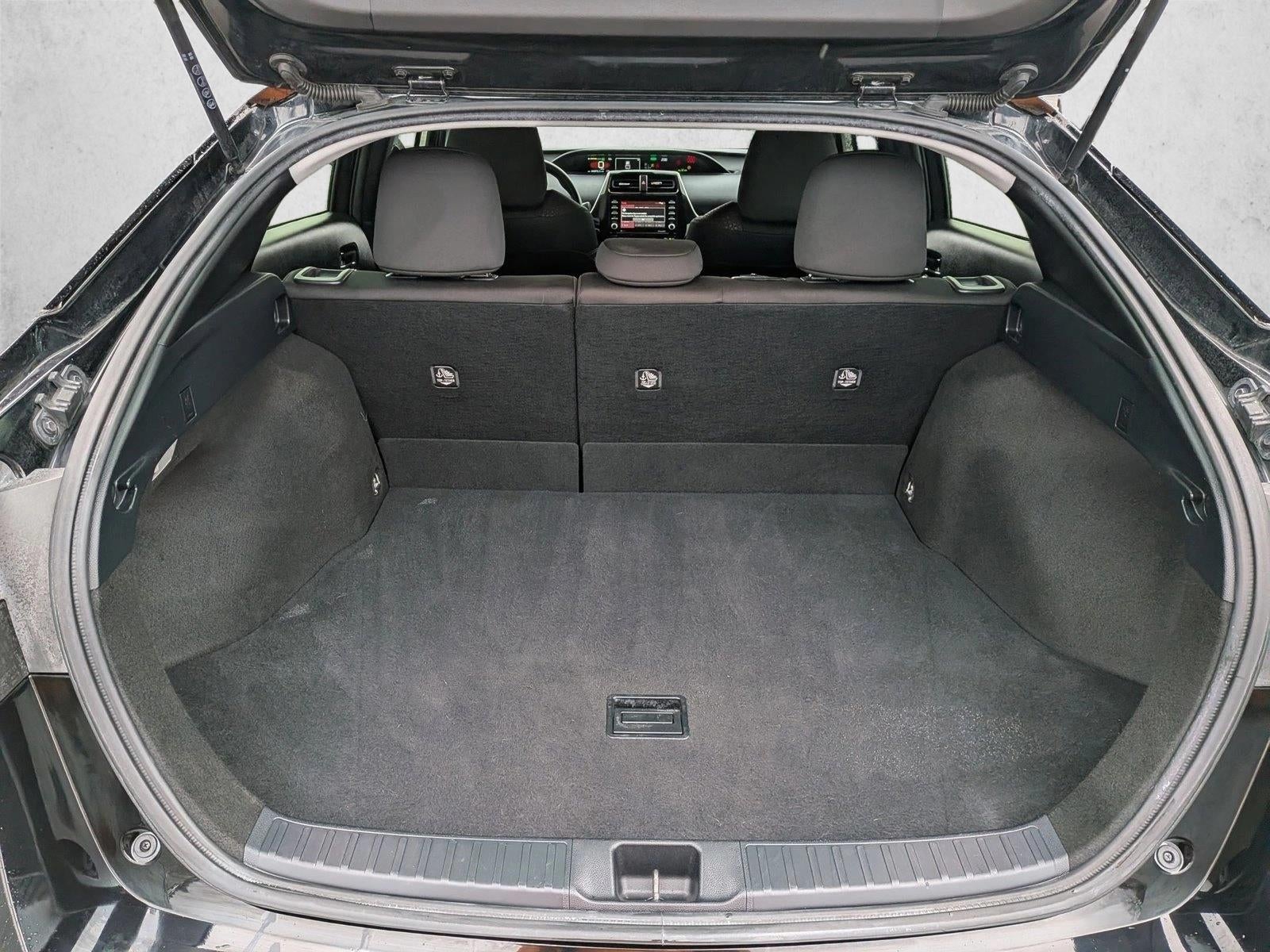 2022 Toyota Prius LE (Natl)