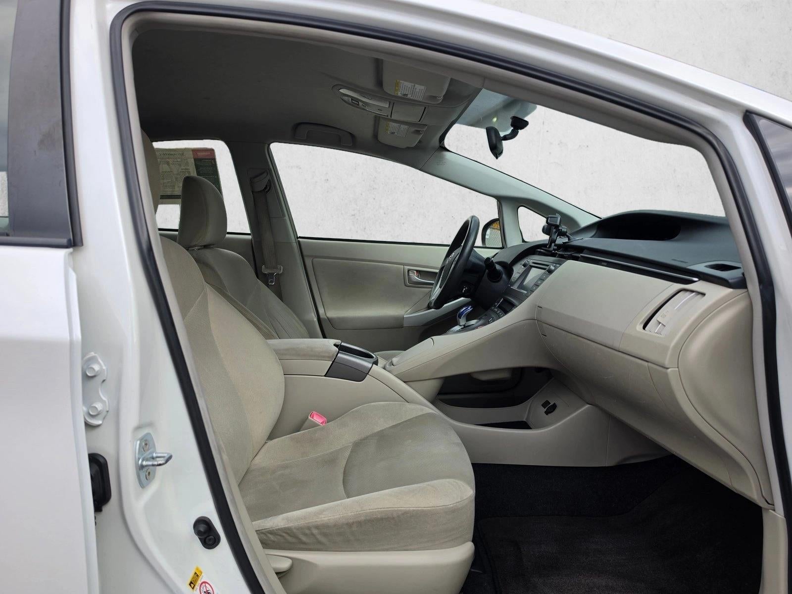2012 Toyota Prius 5dr HB Two (Natl)