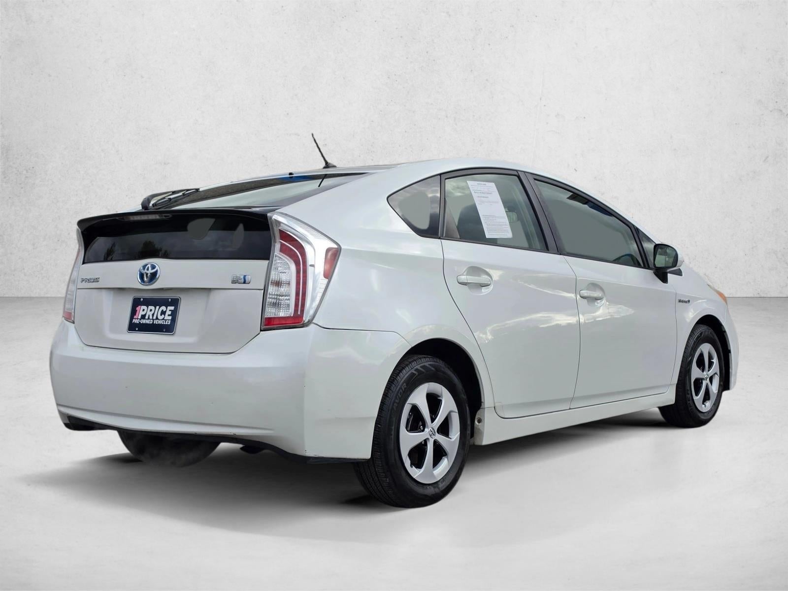 2012 Toyota Prius 5dr HB Two (Natl)
