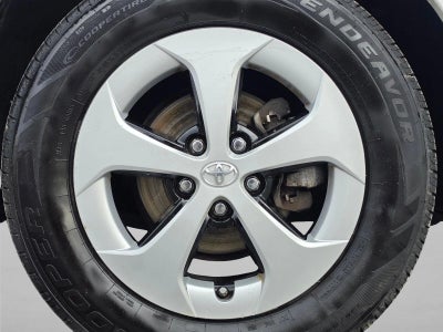 2012 Toyota Prius 5dr HB Two (Natl)
