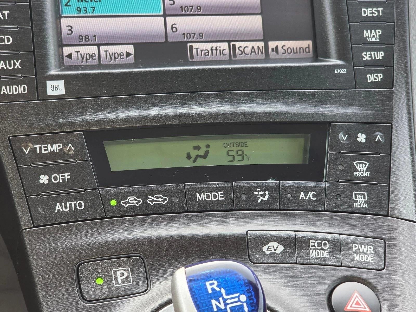 2011 Toyota Prius 5dr HB III (Natl)