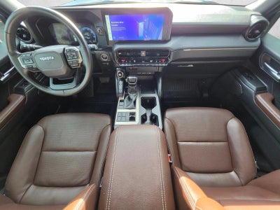 2025 Toyota Land Cruiser 4WD (Natl)