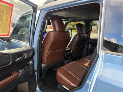 2025 Toyota Land Cruiser 4WD (Natl)