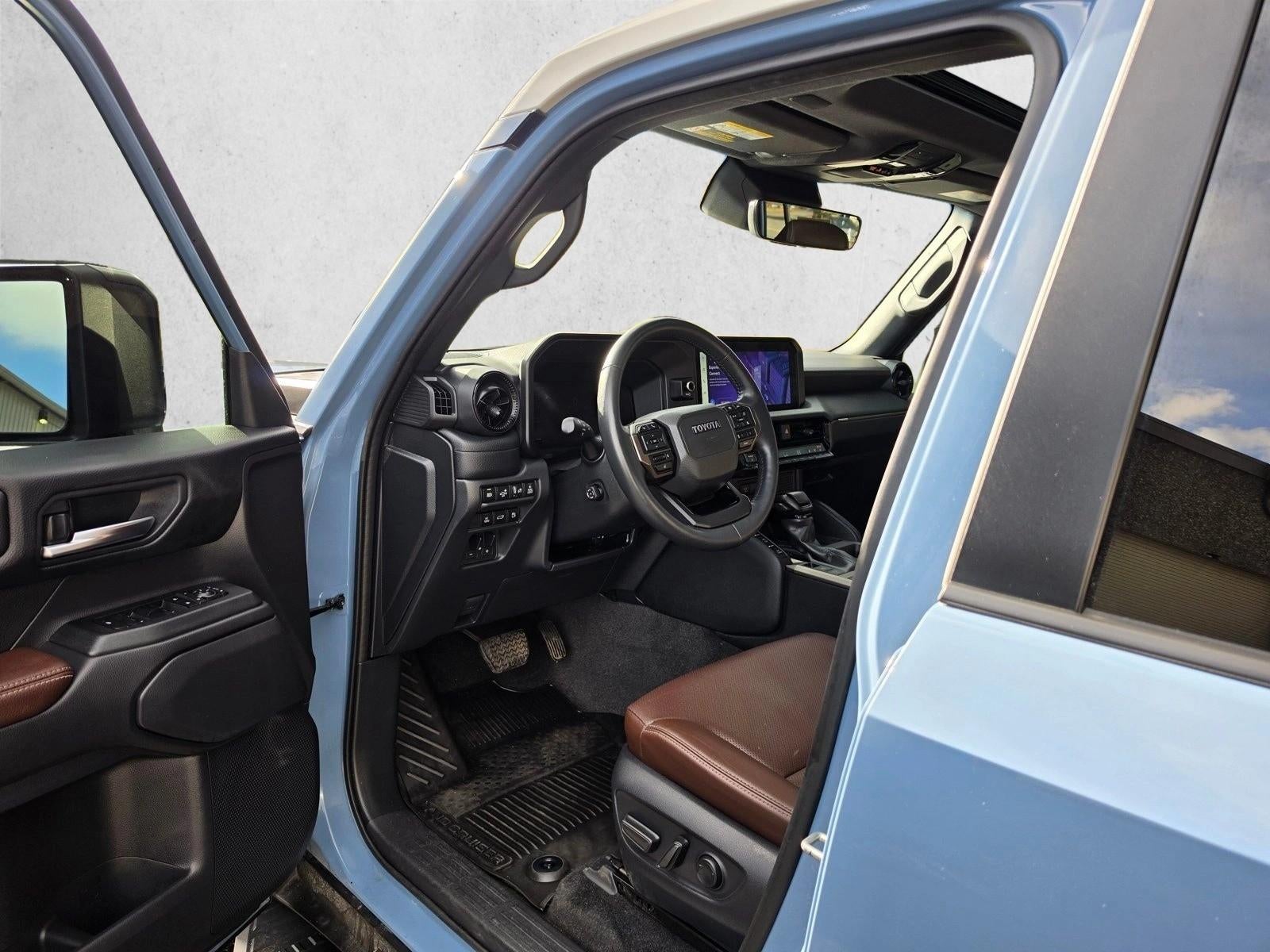 2025 Toyota Land Cruiser 4WD (Natl)