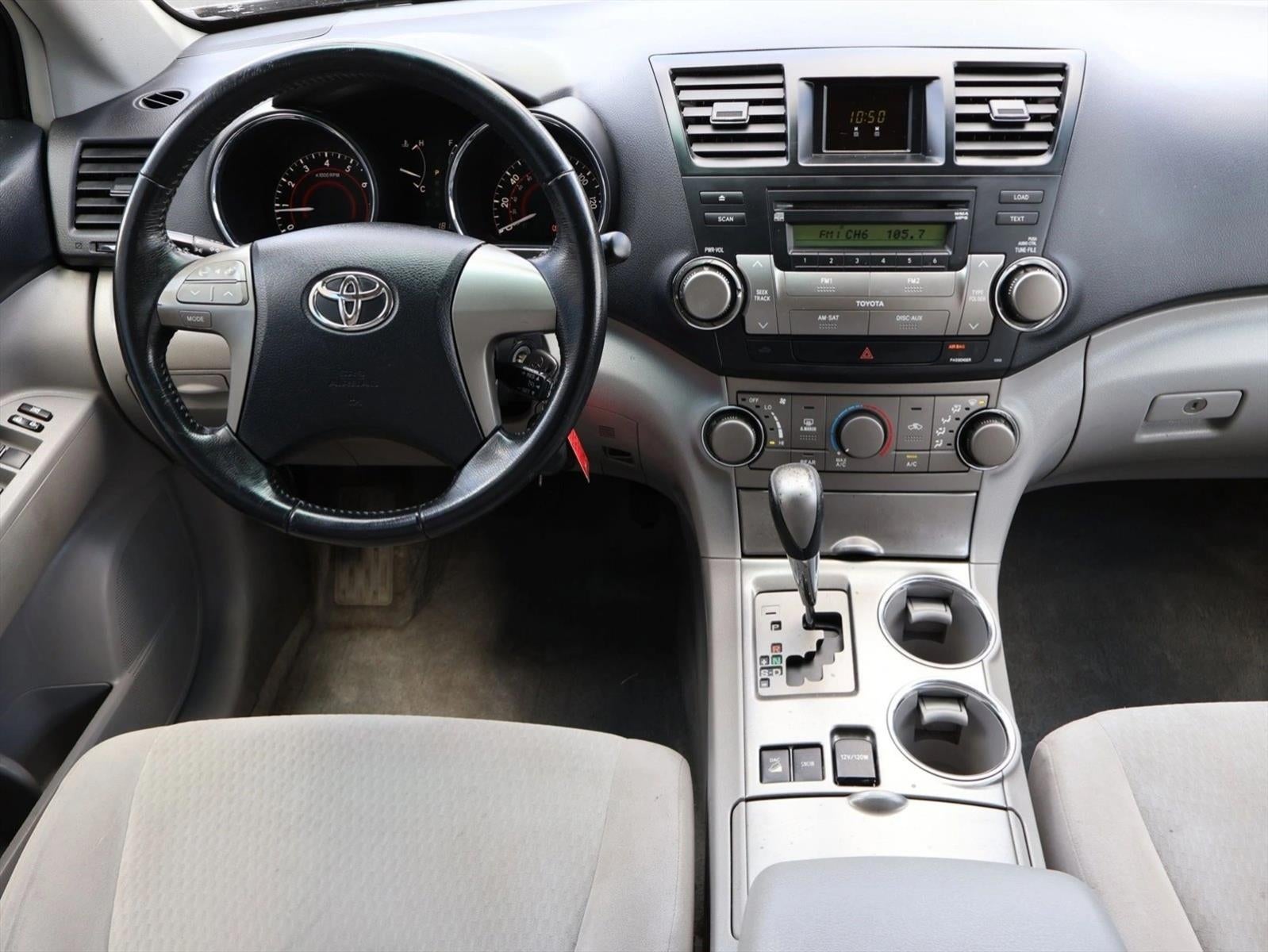 2010 Toyota Highlander 4WD 4dr V6 Base (Natl)