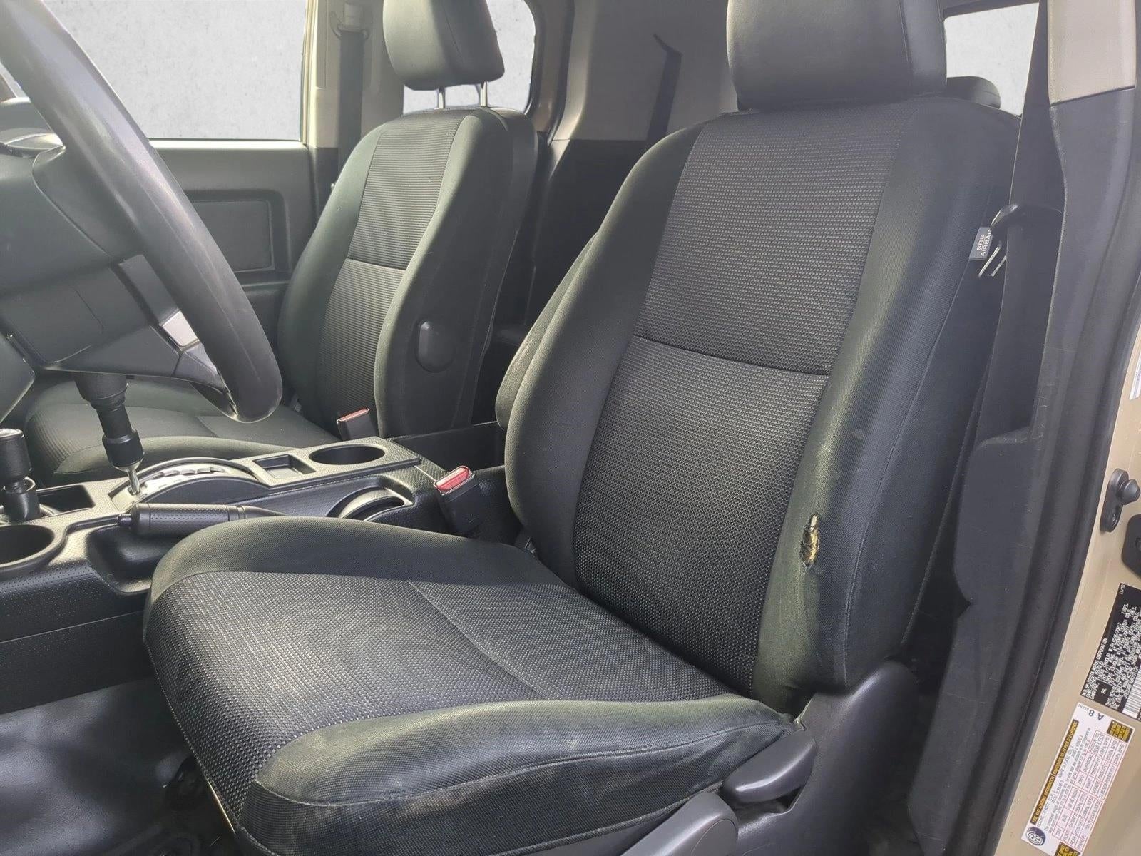 2011 Toyota FJ Cruiser 4WD 4dr Auto (Natl)