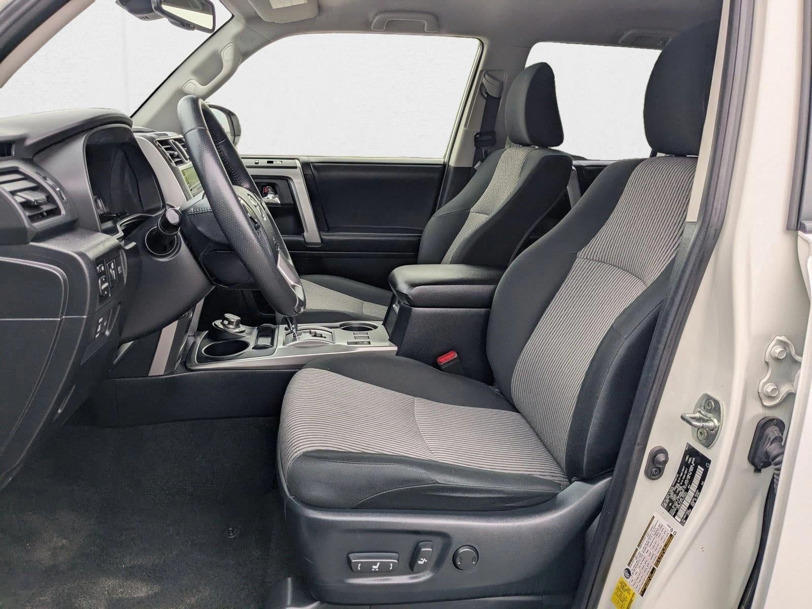 2023 Toyota 4Runner SR5 4WD (GS)