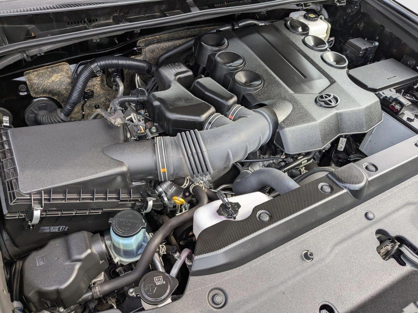 2024 Toyota 4Runner SR5 4WD (GS)