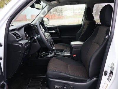 2024 Toyota 4Runner TRD Off Road 4WD (Natl)