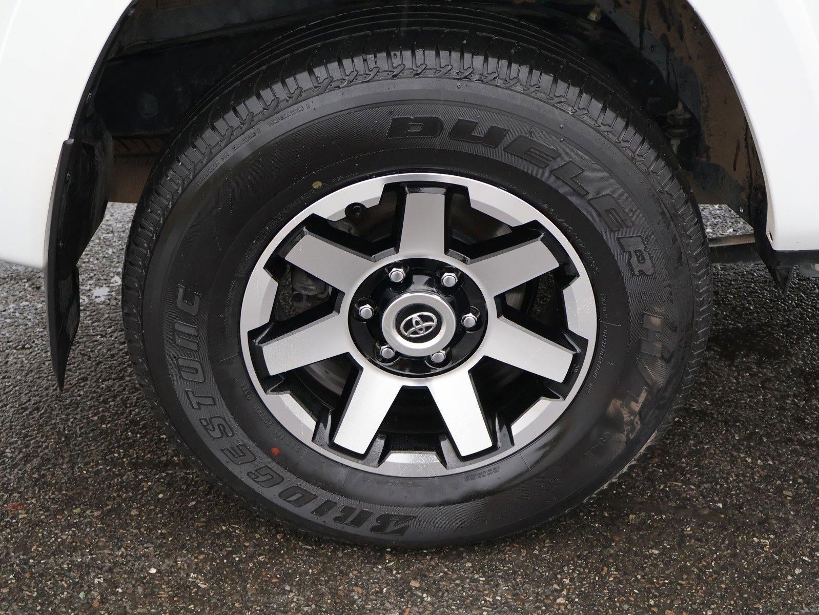 2024 Toyota 4Runner TRD Off Road 4WD (Natl)