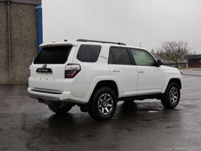 2024 Toyota 4Runner TRD Off Road 4WD (Natl)