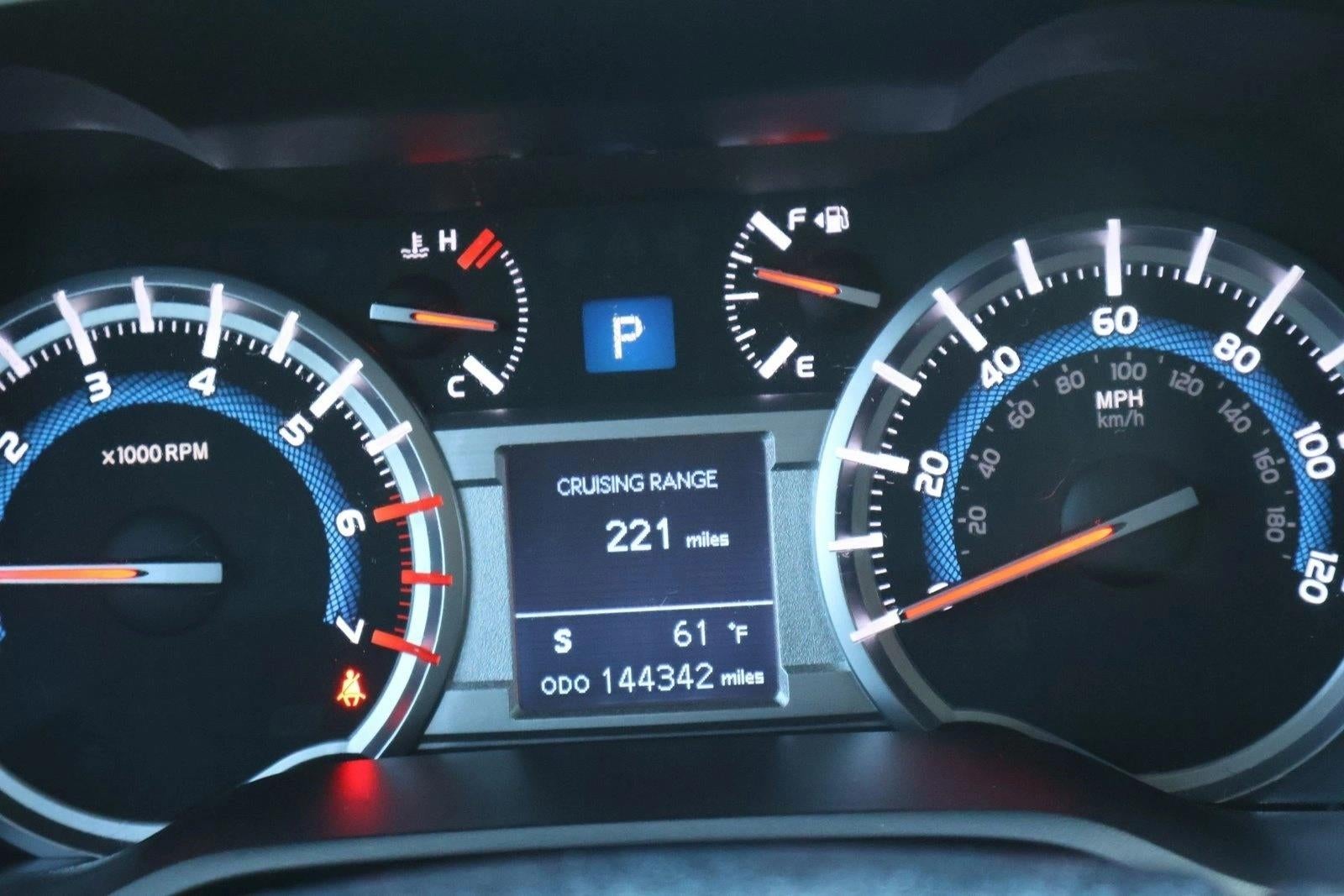 2014 Toyota 4Runner RWD 4dr V6 SR5 (Natl)
