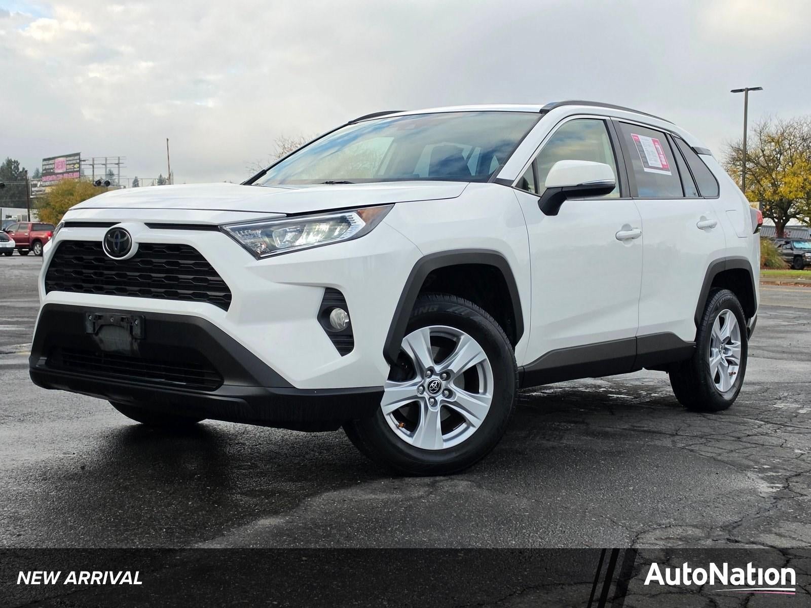 2019 Toyota RAV4 XLE AWD (Natl)