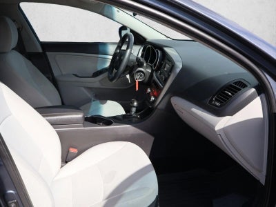 2015 Kia Optima 4dr Sdn LX
