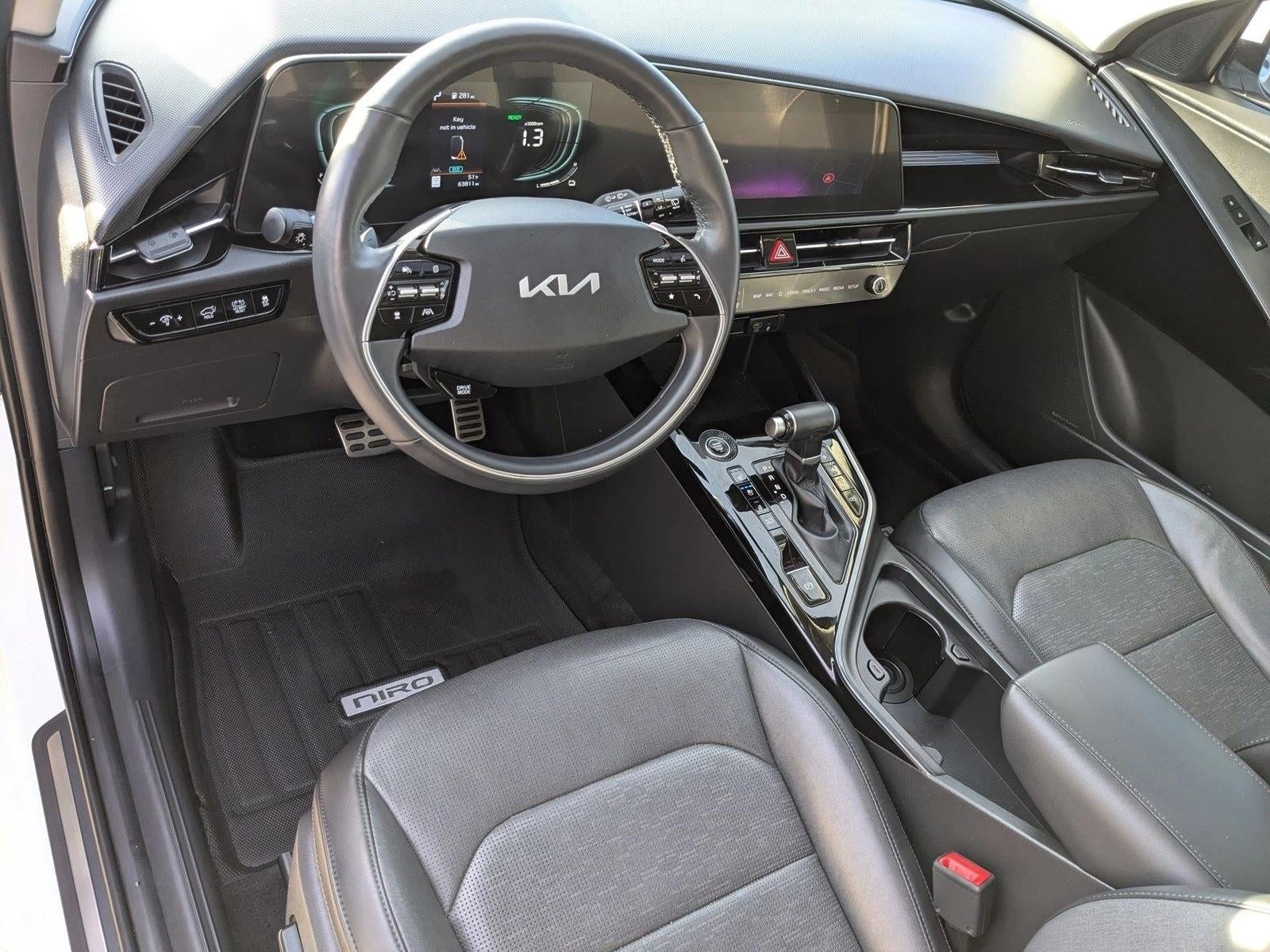 2023 Kia Niro SX Touring FWD