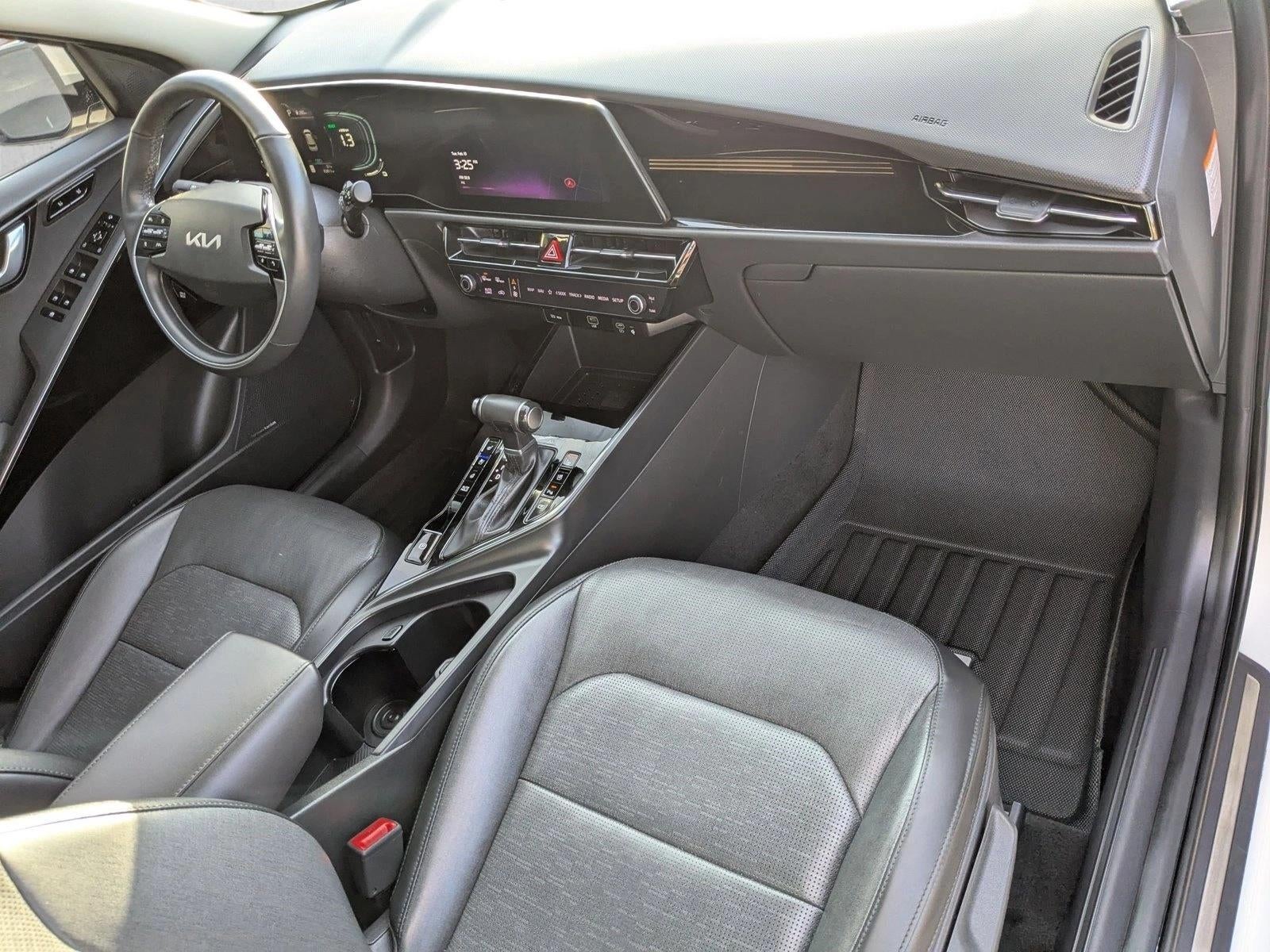 2023 Kia Niro SX Touring FWD