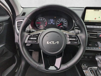 2023 Kia Seltos EX IVT AWD