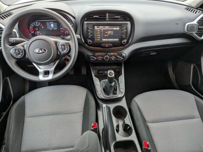2021 Kia Soul LX Manual