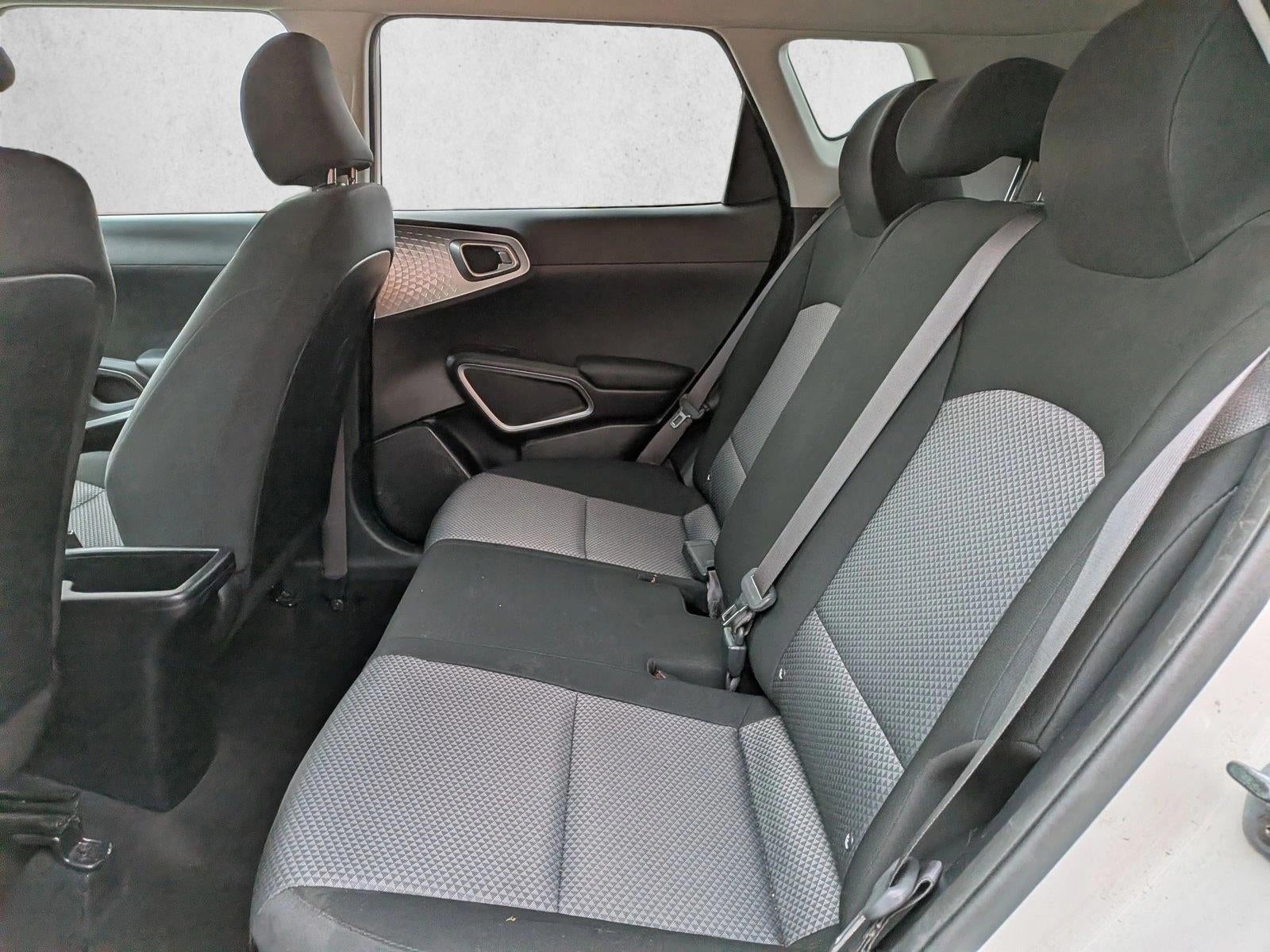 2021 Kia Soul LX Manual