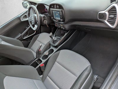 2021 Kia Soul LX Manual