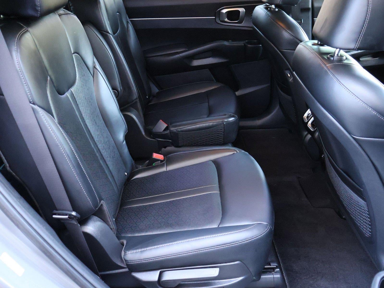 2023 Kia Sorento Hybrid EX AWD