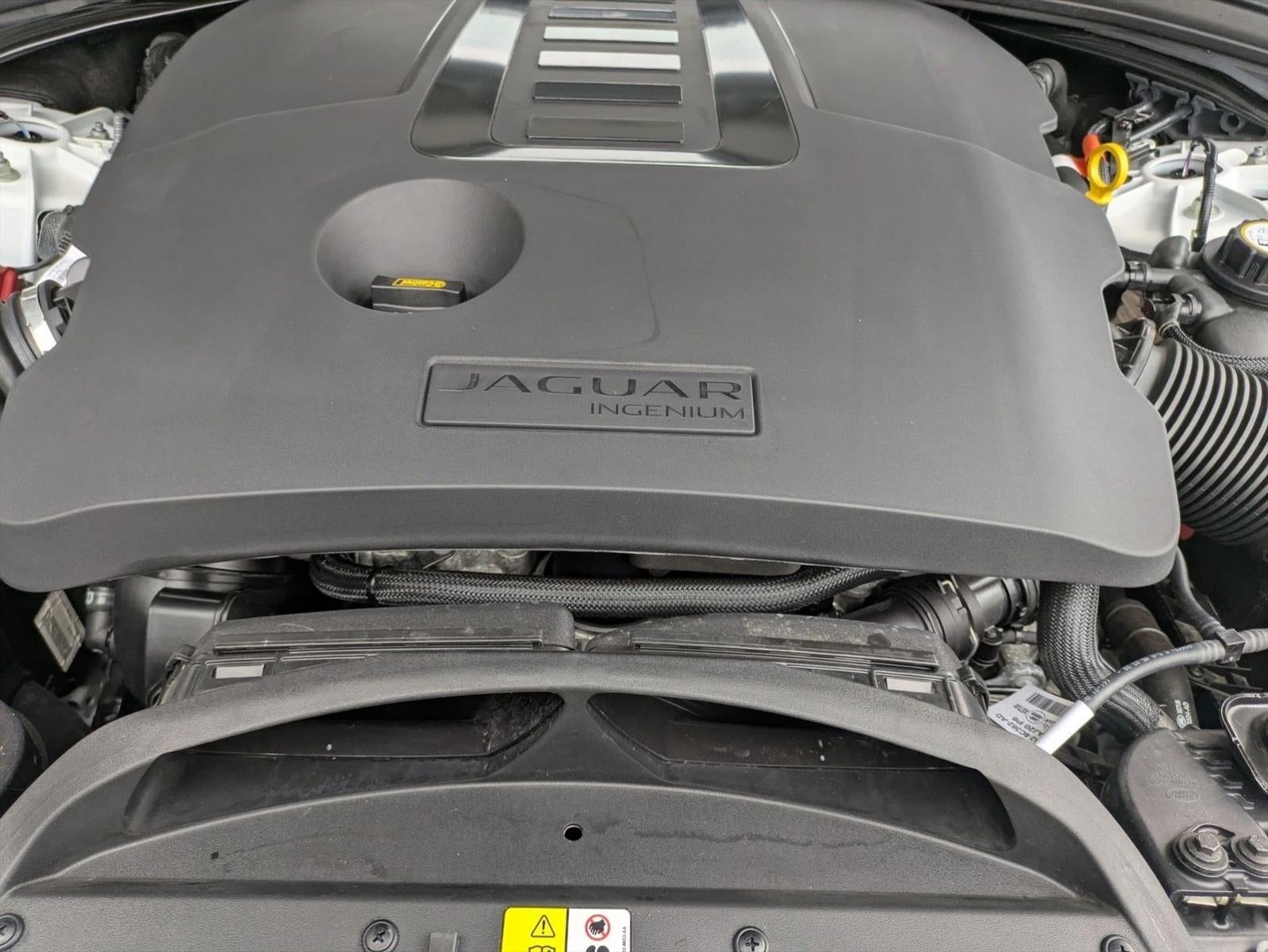 2023 Jaguar F-PACE R-Dynamic S P400 AWD