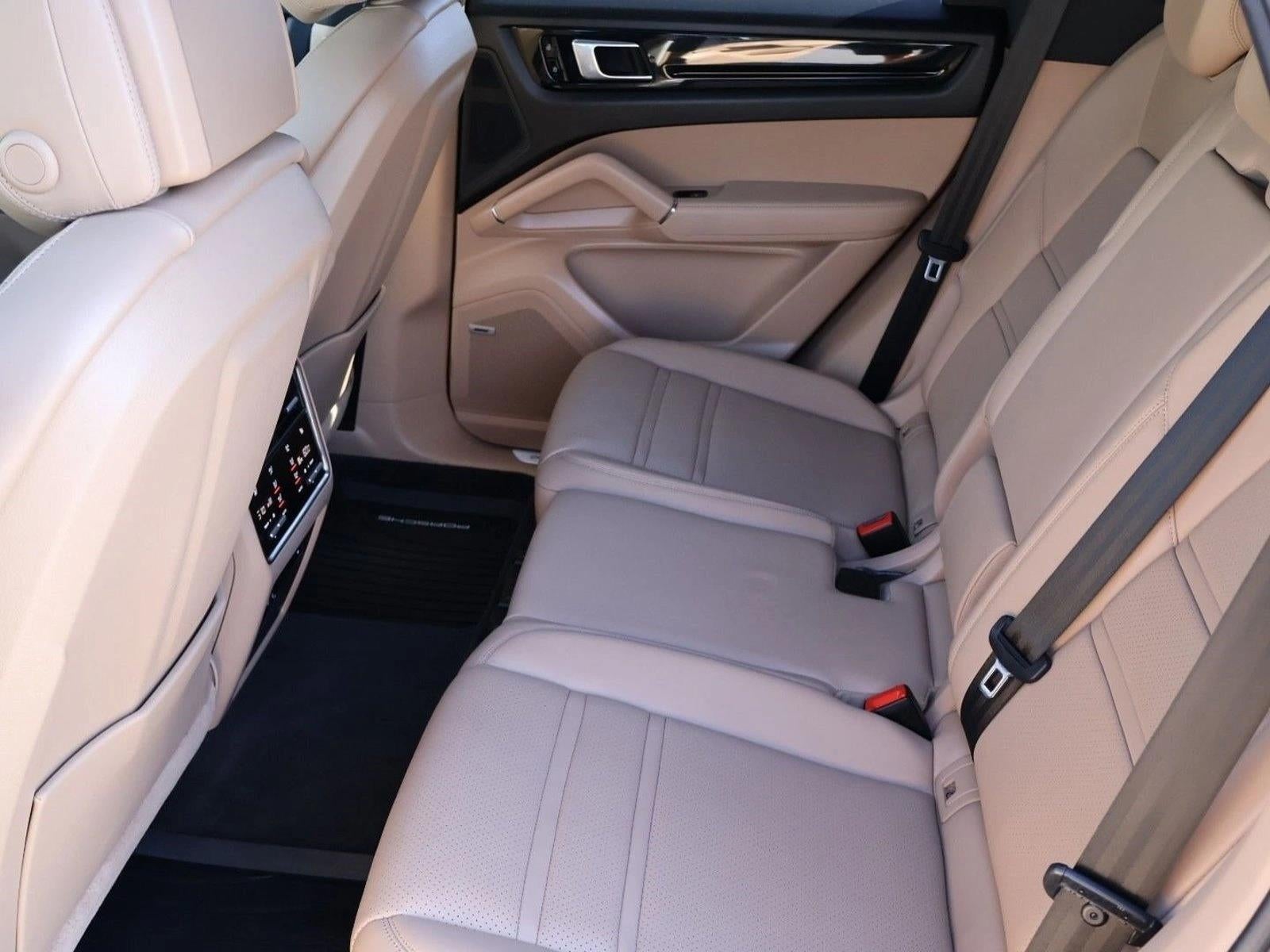 2021 Porsche Cayenne AWD
