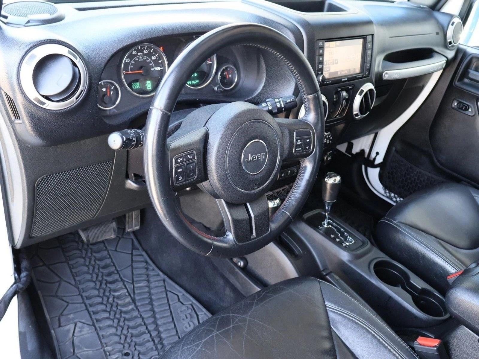 2015 Jeep Wrangler Unlimited 4WD 4dr Sahara