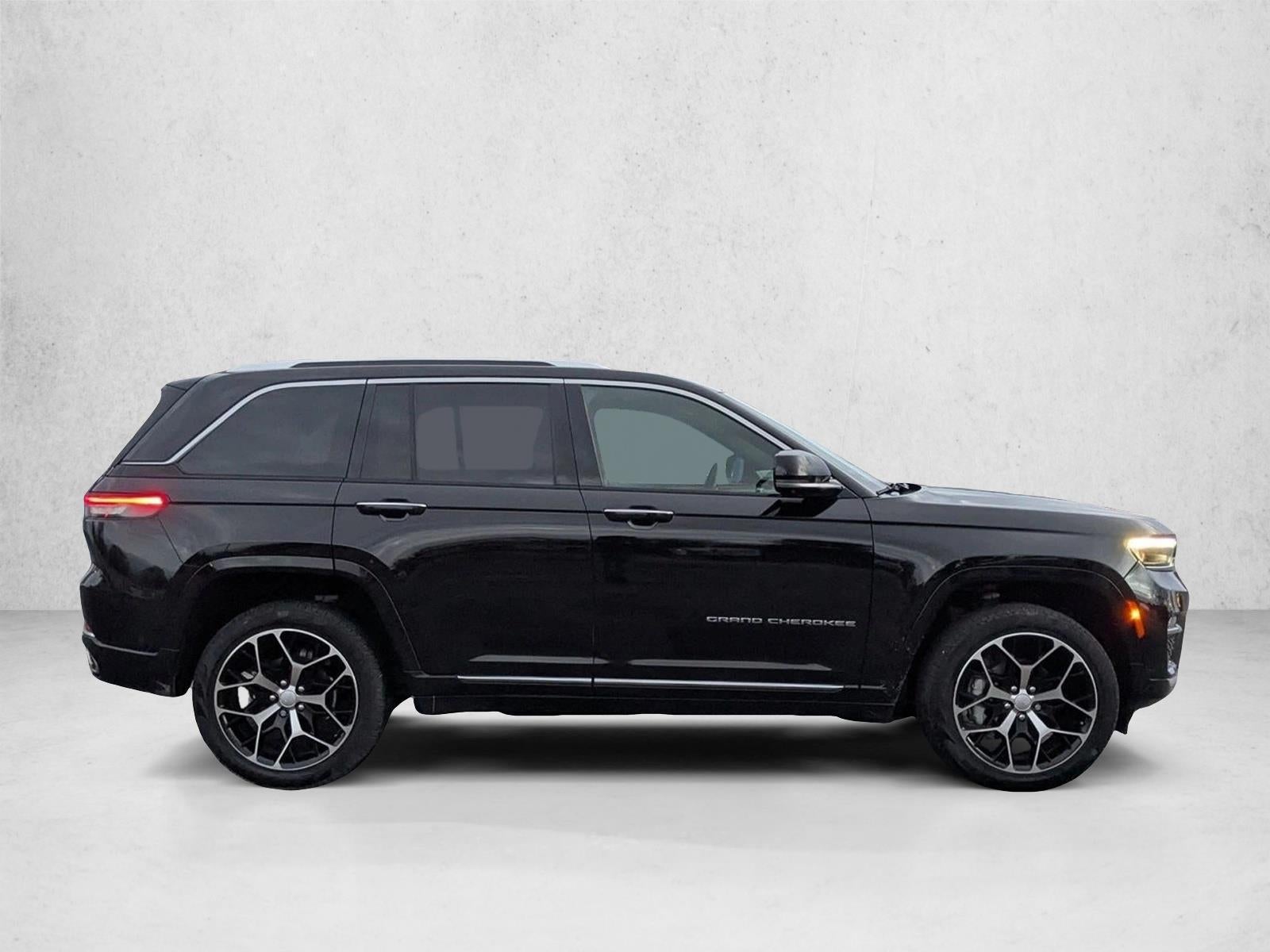 2022 Jeep Grand Cherokee Summit 4x4